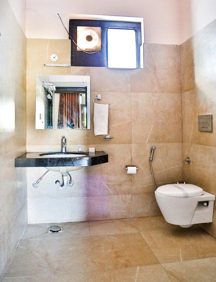 Gulmohar Sariska Resort Bairat Экстерьер фото