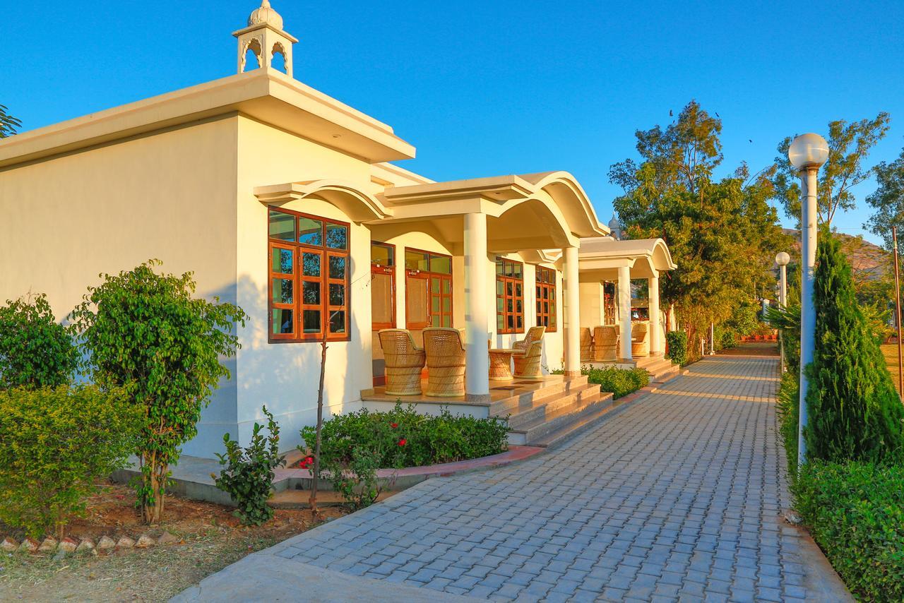 Gulmohar Sariska Resort Bairat Экстерьер фото