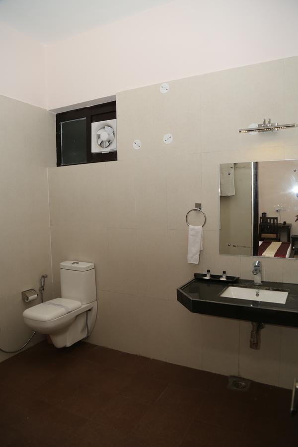Gulmohar Sariska Resort Bairat Экстерьер фото
