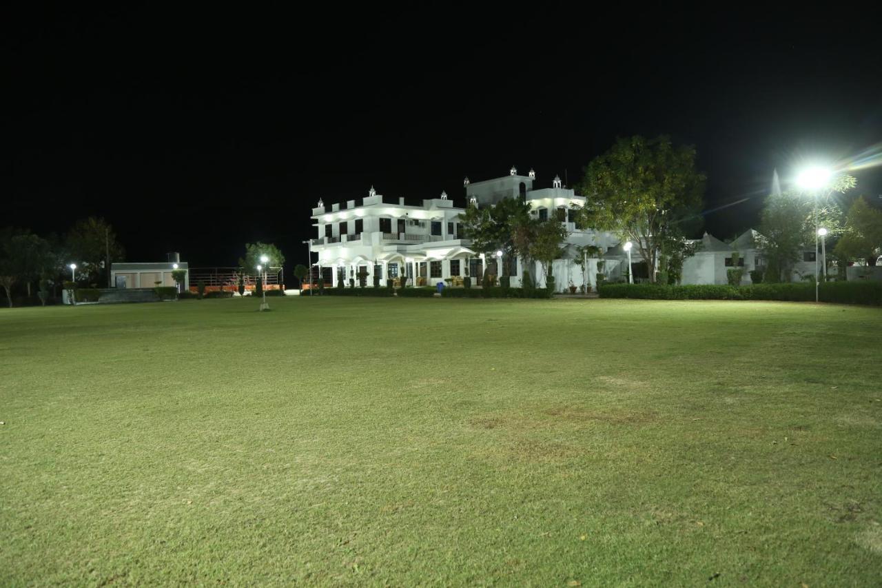 Gulmohar Sariska Resort Bairat Экстерьер фото